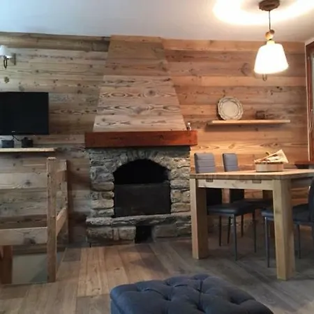 De Rose House Apartment *